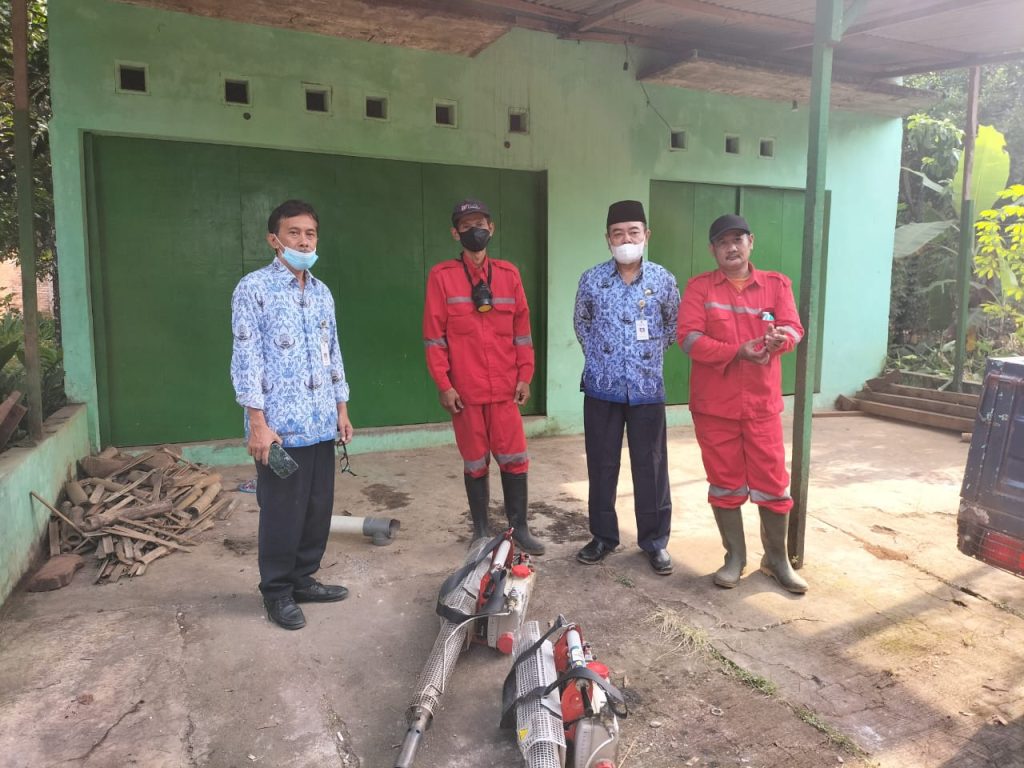 Kegiatan Fogging UPTD Puskesmas Gondosari di Desa Kedungsari